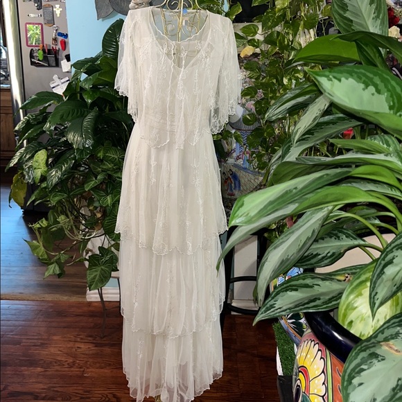 Nataya Dresses & Skirts - Nataya Bohemian Exquisite Ivory Dress